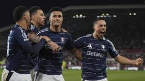 比赛中的成 比赛中的成